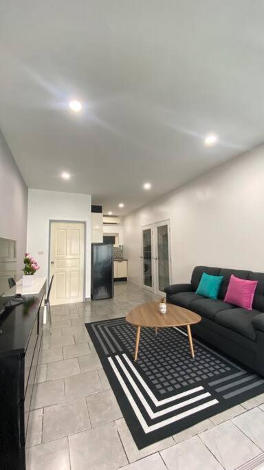 Pool Villa Pattaya Phratamnak C2- 2 Bedroom Джомтиен Бийч Екстериор снимка